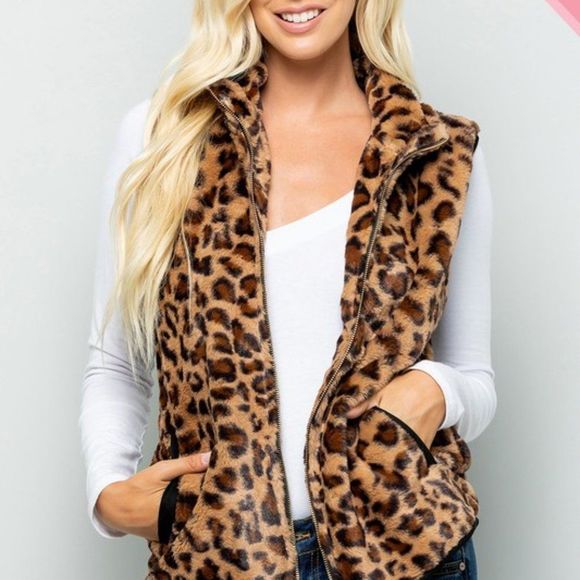 Sweet Lovely Leopard High Neck Front Zip Sleeveless Fuzzy Vest Plus Size 1X - Picture 6 of 16